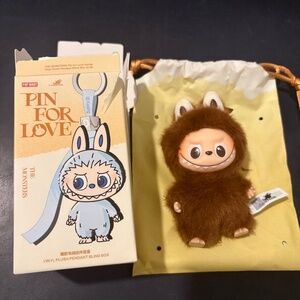 POP MART The Monsters Labubu “Pin for Love” Vinyl Plush Pendant – Letter L